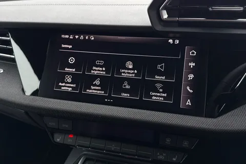 LR75CYC Audi A3 Black Edition 40 TFSI e  204 PS S tronic Thumbnail #41