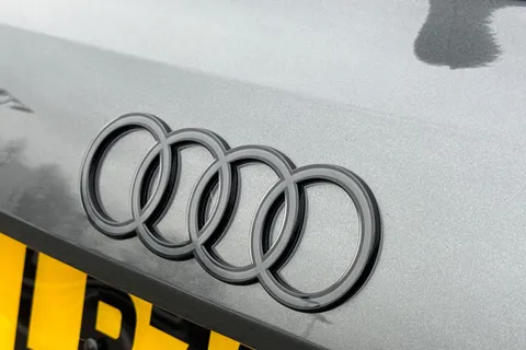 LR75CYC Audi A3 Black Edition 40 TFSI e  204 PS S tronic Thumbnail #48