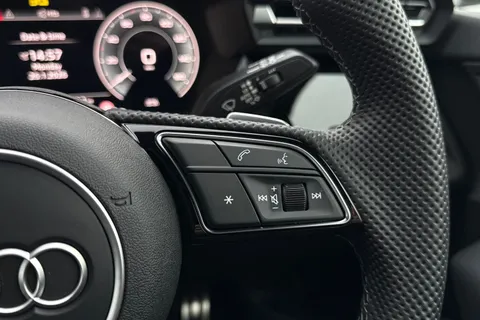 LR75CYC Audi A3 Black Edition 40 TFSI e  204 PS S tronic Thumbnail #60