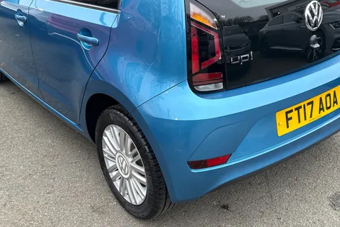 8 of 42 for VOLKSWAGEN UP 1.0 BlueMotion Tech Move Up 5dr