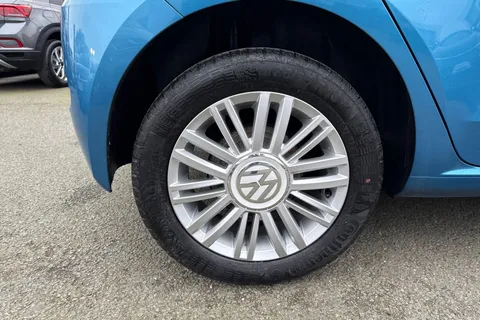11 of 42 for VOLKSWAGEN UP 1.0 BlueMotion Tech Move Up 5dr