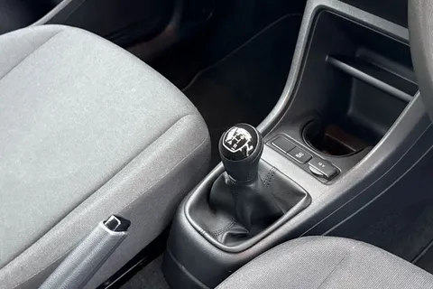 23 of 42 for VOLKSWAGEN UP 1.0 BlueMotion Tech Move Up 5dr