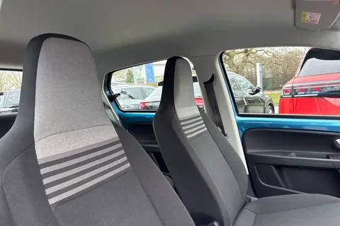 24 of 42 for VOLKSWAGEN UP 1.0 BlueMotion Tech Move Up 5dr