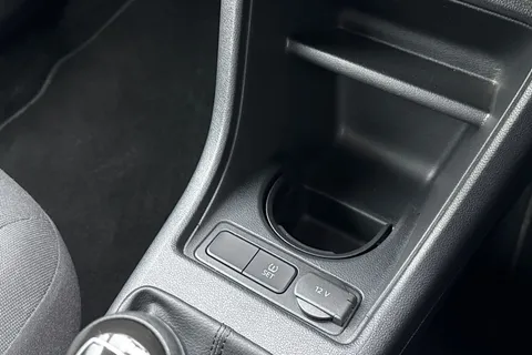 32 of 42 for VOLKSWAGEN UP 1.0 BlueMotion Tech Move Up 5dr