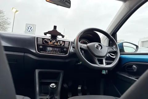 35 of 42 for VOLKSWAGEN UP 1.0 BlueMotion Tech Move Up 5dr