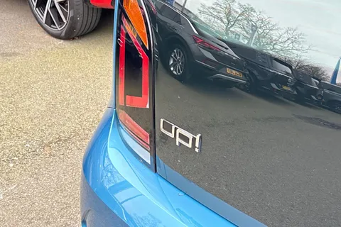 36 of 42 for VOLKSWAGEN UP 1.0 BlueMotion Tech Move Up 5dr