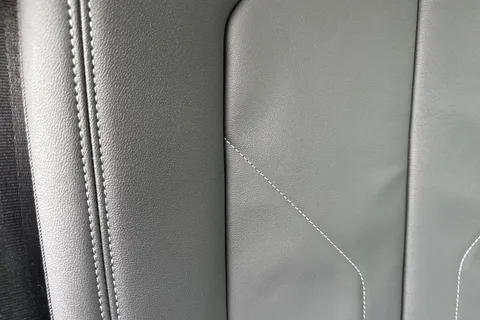 YR25BBF Audi Q3 Black Edition 35 TDI  150 PS S tronic Thumbnail #43