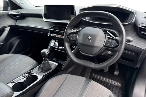 YH22LSN PEUGEOT 2008 1.2 PureTech Allure Premium Euro 6 (s/s) 5dr Thumbnail #15