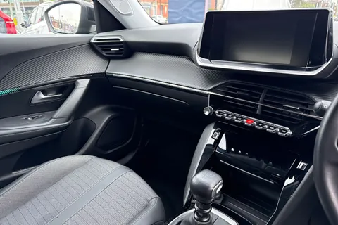 YH22LSN PEUGEOT 2008 1.2 PureTech Allure Premium Euro 6 (s/s) 5dr Thumbnail #21