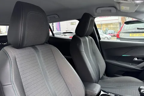 YH22LSN PEUGEOT 2008 1.2 PureTech Allure Premium Euro 6 (s/s) 5dr Thumbnail #25