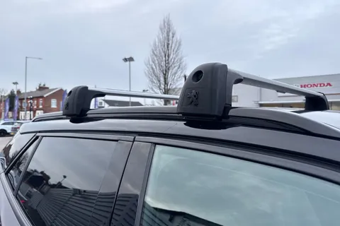 YH22LSN PEUGEOT 2008 1.2 PureTech Allure Premium Euro 6 (s/s) 5dr Thumbnail #29