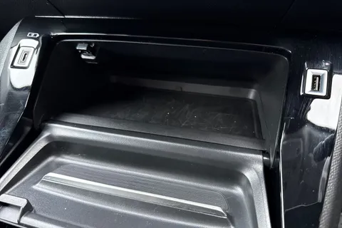 YH22LSN PEUGEOT 2008 1.2 PureTech Allure Premium Euro 6 (s/s) 5dr Thumbnail #49