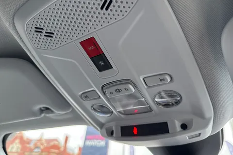 YH22LSN PEUGEOT 2008 1.2 PureTech Allure Premium Euro 6 (s/s) 5dr Thumbnail #50