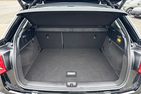 PL72EKE Audi Q2 Technik 30 TFSI  110 PS 6-speed Thumbnail #8