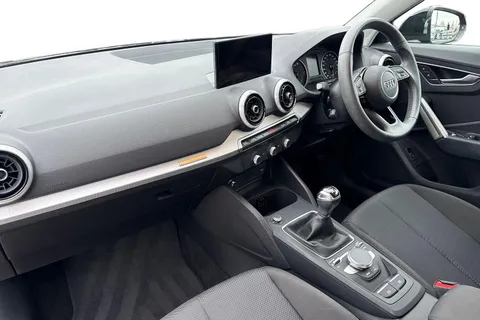 PL72EKE Audi Q2 Technik 30 TFSI  110 PS 6-speed Thumbnail #16