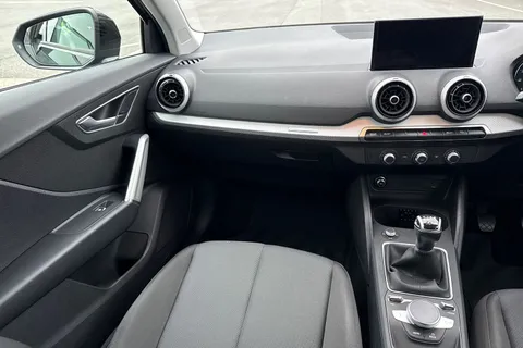 PL72EKE Audi Q2 Technik 30 TFSI  110 PS 6-speed Thumbnail #21