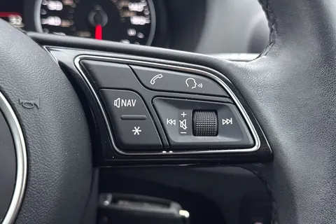 PL72EKE Audi Q2 Technik 30 TFSI  110 PS 6-speed Thumbnail #47