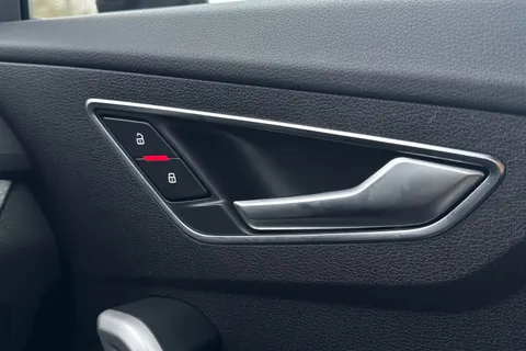 PL72EKE Audi Q2 Technik 30 TFSI  110 PS 6-speed Thumbnail #55