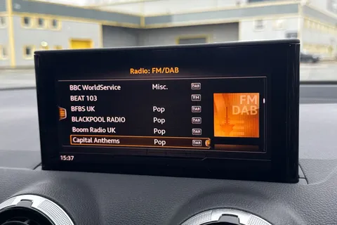 PL72EKE Audi Q2 Technik 30 TFSI  110 PS 6-speed Thumbnail #58