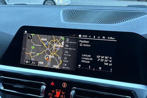 YC19KGR BMW 3 Series 2.0 320i M Sport Auto Euro 6 (s/s) 4dr Thumbnail #18