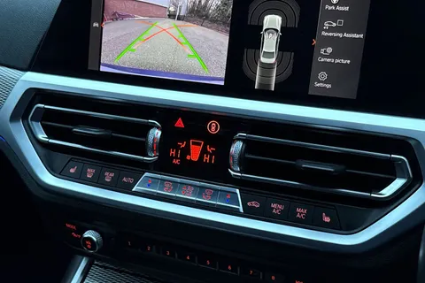 YC19KGR BMW 3 Series 2.0 320i M Sport Auto Euro 6 (s/s) 4dr Thumbnail #23