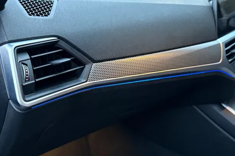 YC19KGR BMW 3 Series 2.0 320i M Sport Auto Euro 6 (s/s) 4dr Thumbnail #40