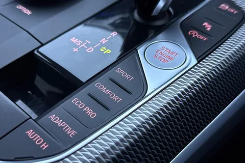 YC19KGR BMW 3 Series 2.0 320i M Sport Auto Euro 6 (s/s) 4dr Thumbnail #46