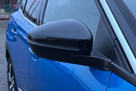 11 of 57 for PEUGEOT 3008 Gt Bluehdi S/S Auto 2.0 BlueHDi 180 GT 5dr EAT6