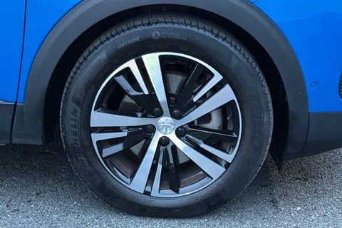 12 of 57 for PEUGEOT 3008 Gt Bluehdi S/S Auto 2.0 BlueHDi 180 GT 5dr EAT6