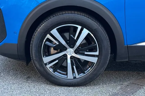 15 of 57 for PEUGEOT 3008 Gt Bluehdi S/S Auto 2.0 BlueHDi 180 GT 5dr EAT6