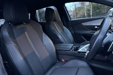 24 of 57 for PEUGEOT 3008 Gt Bluehdi S/S Auto 2.0 BlueHDi 180 GT 5dr EAT6