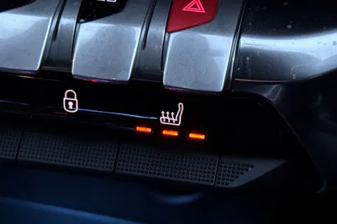 50 of 57 for PEUGEOT 3008 Gt Bluehdi S/S Auto 2.0 BlueHDi 180 GT 5dr EAT6