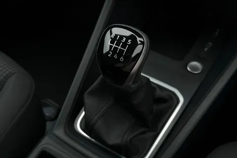 DC75MHY Volkswagen Caddy 2.0 TDI 102PS Commerce Pro Van [Tech Pack] Thumbnail #23