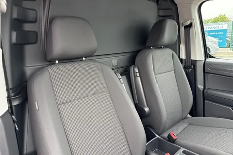 DC75MHY Volkswagen Caddy 2.0 TDI 102PS Commerce Pro Van [Tech Pack] Thumbnail #24