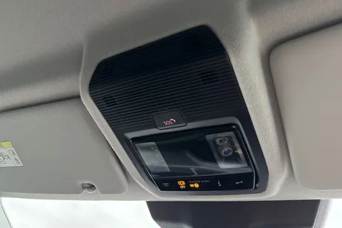 DC75MHY Volkswagen Caddy 2.0 TDI 102PS Commerce Pro Van [Tech Pack] Thumbnail #33