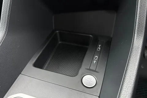 DC75MHY Volkswagen Caddy 2.0 TDI 102PS Commerce Pro Van [Tech Pack] Thumbnail #35