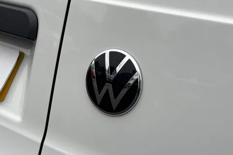KY75NUW Volkswagen Caddy Maxi 2.0 TDI 122PS Commerce Plus Van DSG [Tech Pack] Thumbnail #37