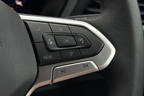 DC75MHY Volkswagen Caddy 2.0 TDI 102PS Commerce Pro Van [Tech Pack] Thumbnail #40