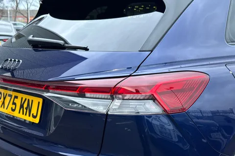 PX75KNJ Audi Q4 e-tron Q4  Black Edition 35 e-tron  125,00 kW Thumbnail #9