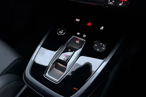 PX75KNJ Audi Q4 e-tron Q4  Black Edition 35 e-tron  125,00 kW Thumbnail #24