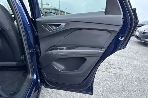 PX75KNJ Audi Q4 e-tron Q4  Black Edition 35 e-tron  125,00 kW Thumbnail #44