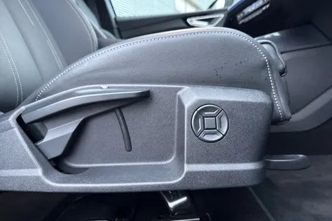 PX75KNJ Audi Q4 e-tron Q4  Black Edition 35 e-tron  125,00 kW Thumbnail #46