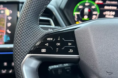 PX75KNJ Audi Q4 e-tron Q4  Black Edition 35 e-tron  125,00 kW Thumbnail #51