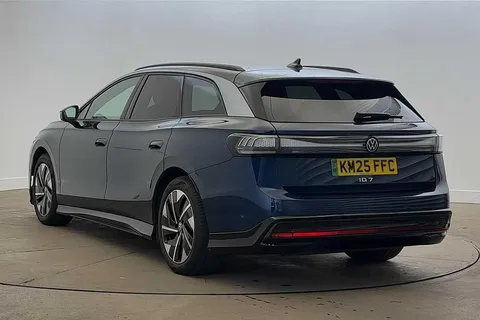 KM25FFC Volkswagen Id.7 210kW Match Pro 77kWh 5dr Auto ⭐Tow bar, swivelling⭐ Thumbnail #3