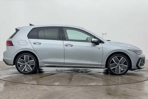 DE25RVX Volkswagen Golf 1.5 TSI 150 R-Line 5dr ⭐18' Leeds alloy wheels | Panoramic sunroof | Area V Thumbnail #4