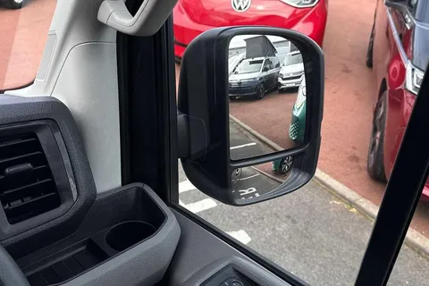 BK25UAN Volkswagen Crafter 2.0TDI  140PS CR35 LWB Commerce Plus Thumbnail #16