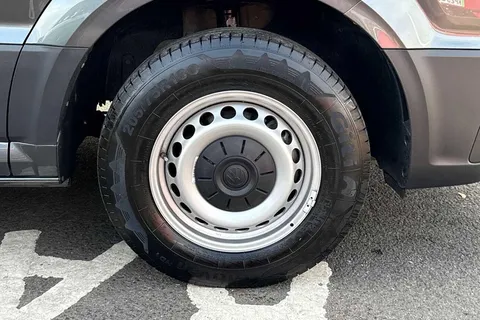 BK25UAN Volkswagen Crafter 2.0TDI  140PS CR35 LWB Commerce Plus Thumbnail #22