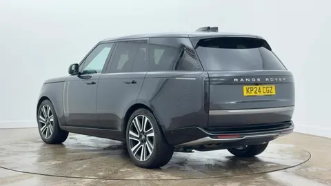 2 of 20 for Land Rover Range Rover 3.0 D300 HSE 5dr