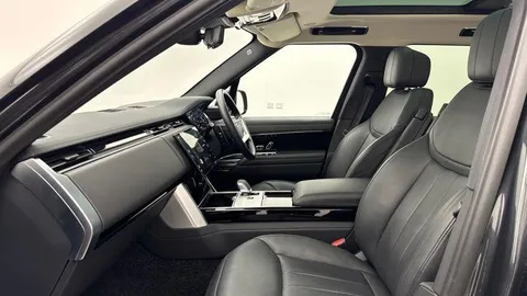 3 of 20 for Land Rover Range Rover 3.0 D300 HSE 5dr