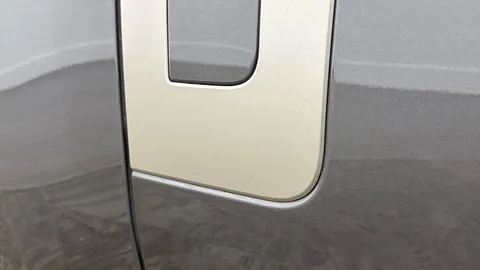 20 of 20 for Land Rover Range Rover 3.0 D300 HSE 5dr